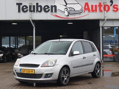 Grijs Gebruikt 2007 Ford Fiesta Ambiente Hatchback | € 2.395 (Eerlijke prijs)