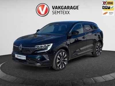 Zwart Gebruikt 2023 Renault Austral Techno SUV | € 26.950 (Goede deal)