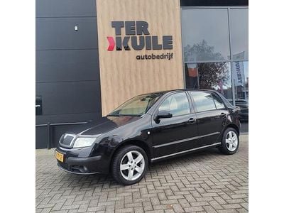 Zwart Gebruikt 2006 Skoda Fabia Elegance Sedan | € 2.250 (Eerlijke prijs)