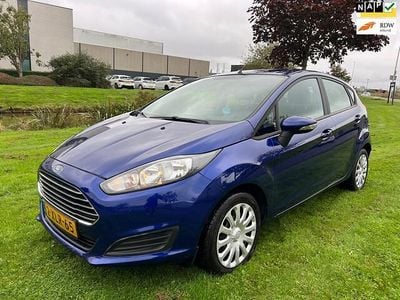 Blauw Gebruikt 2014 Ford Fiesta Style Hatchback | € 7.999 (Goede deal)