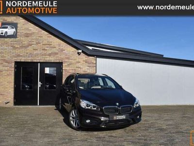BMW 225