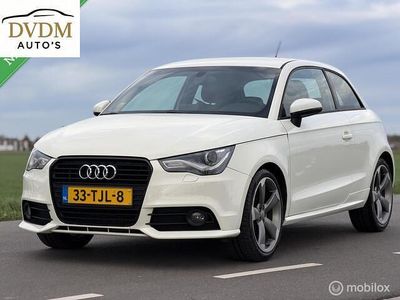 Wit Gebruikt 2011 Audi A1 Comfort Hatchback | € 9.450 (Eerlijke prijs)