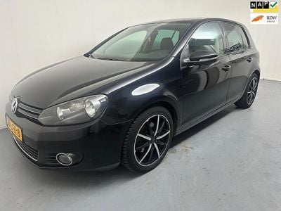 Zwart Gebruikt 2010 VW Golf VI Highline Hatchback | € 4.400 (Eerlijke prijs)