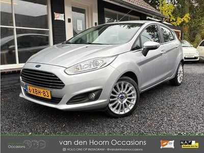 Grijs Gebruikt 2014 Ford Fiesta Titanium Hatchback | € 7.999 (Eerlijke prijs)