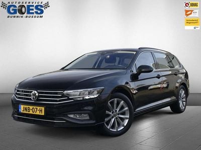 Zwart Gebruikt 2020 VW Passat R Stationwagen | € 23.900 (Iets duurder)