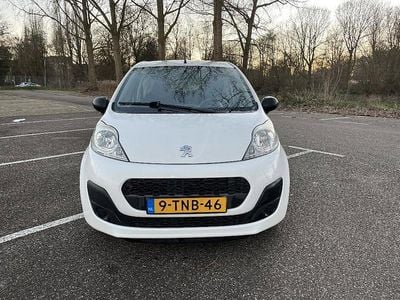 Gebruikt 2014 Peugeot 107 Active Hatchback | € 3.300 (Goede deal)