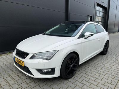 tweedehands Seat Leon SC 1.4 TSI FR Pano LED Navi Bluetooth Stoelverwarming 150pk