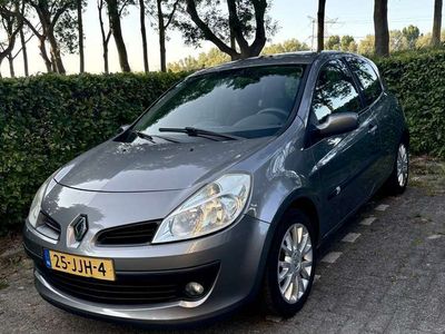 Renault Clio II