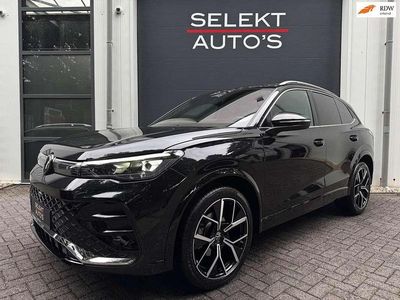 Zwart Gebruikt 2024 VW Tiguan Business SUV | € 49.950 (Duur)