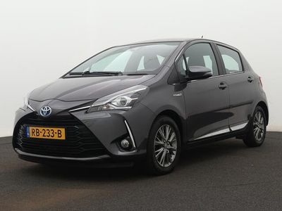 tweedehands Toyota Yaris Hybrid 1.5 Hybrid Executive | Navigatie | Parkeercamera |