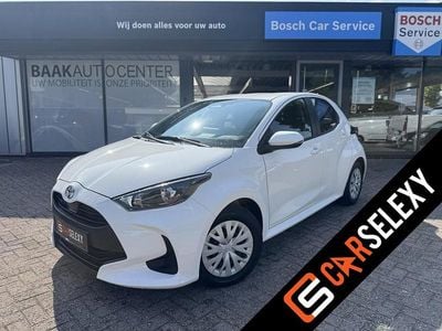 Wit Gebruikt 2024 Toyota Yaris Hybrid Active Hatchback | € 21.450 (Super prijs)