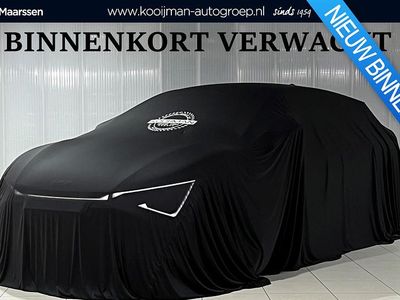 Wit Nieuw 2026 Toyota Camry Premium Sedan | € 27.698