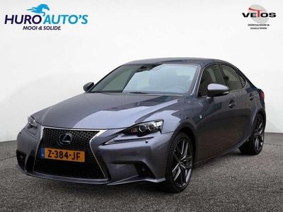 Grijs Occasion 2013 Lexus IS300h Sport Line Sedan | € 19.950 (Eerlijke prijs)