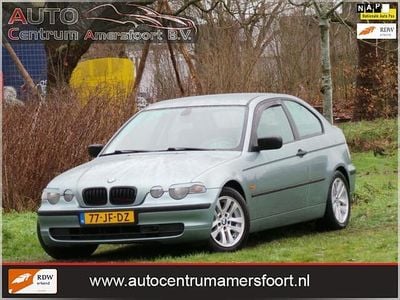 Groen Occasion 2002 BMW 316 Executive Hatchback | € 1.249 (Eerlijke prijs)