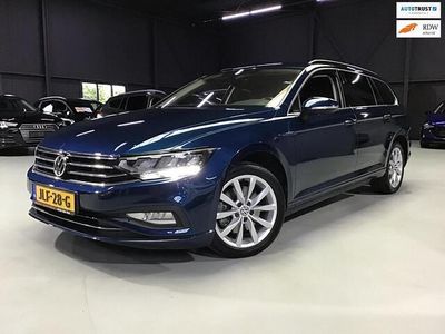 Occasion VW Passat Comfortline 150 PK (110 kW) 2019 Blauw (metallic) Stationwagen