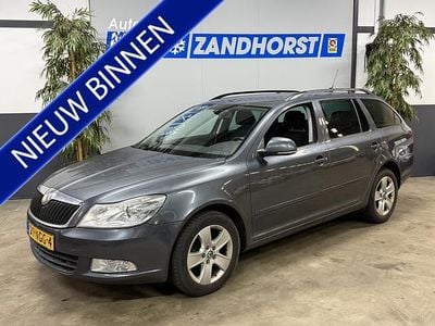 Occasion Skoda Octavia Business Line 105 PK (77 kW) 2010 Grijs Stationwagen