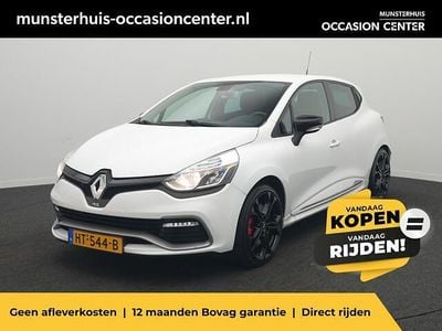 Wit Occasion 2016 Renault Clio IV R.S. Hatchback | € 15.500 (Eerlijke prijs)
