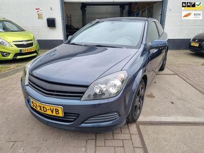 Opel Astra GTC