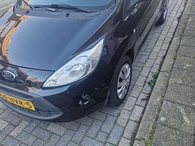 Zwart Occasion 2010 Ford Ka Cool & Sound Edition MPV | € 2.000 (Iets duurder)