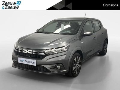 Grijs Occasion 2024 Dacia Sandero Expression Hatchback | € 17.935 (Eerlijke prijs)