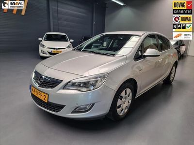 tweedehands Opel Astra 2.0 CDTi Edition AUTOMAAT 1E EIGENAAR NAVI BLUETOOTH NAP NL AUTO