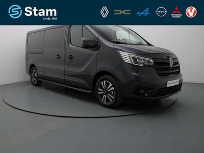 Gris comete tekna (grijs metallic) Gebruikt 2024 Renault Trafic MPV | € 34.990 (Goede deal)