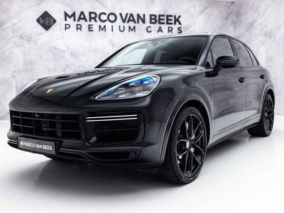 Donker c9x diepzwart metallic Occasion 2019 Porsche Cayenne SUV | € 84.850