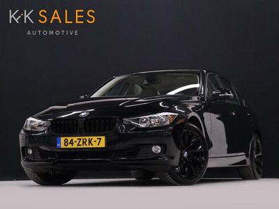 Zwart Occasion 2013 BMW 320 Executive Sedan | € 13.940 (Eerlijke prijs)