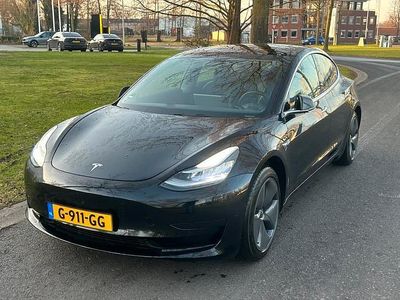 Zwart Occasion 2019 Tesla Model 3 Standard Range Plus Sedan | € 16.999 (Eerlijke prijs)