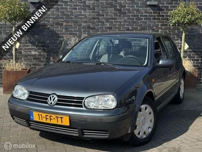VW Golf IV