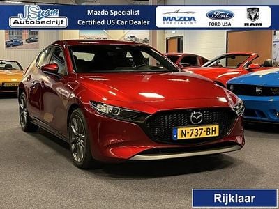 Rood (parellak) Gebruikt 2020 Mazda 3 Comfort Hatchback | € 18.950 (Eerlijke prijs)