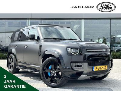 Carpathian grey in satin finish (donker grijs)bruin Occasion 2022 Land Rover Defender Carpathian Edition SUV | € 149.900