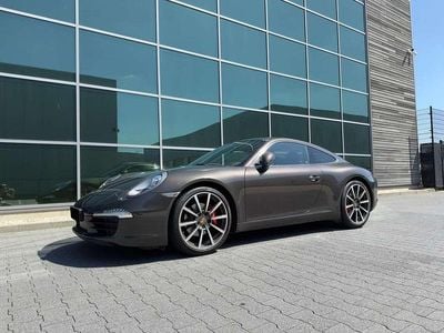 Porsche 911 Carrera