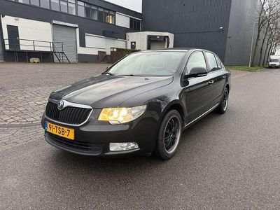 Zwart Gebruikt 2012 Skoda Superb Business Line Sedan | € 3.750