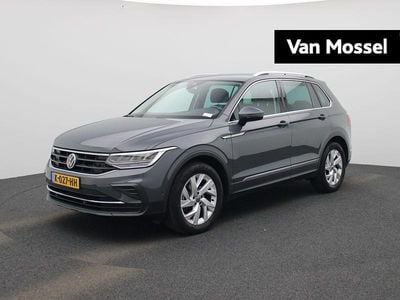 Grijs Gebruikt 2021 VW Tiguan Business SUV | € 26.900 (Super prijs)