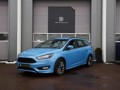 Blauw Occasion 2017 Ford Focus ST-Line Stationwagen | € 9.950 (Eerlijke prijs)