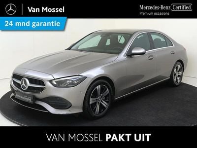 Grijs Gebruikt 2022 Mercedes C180 Luxury Sedan | € 34.945 (Goede deal)