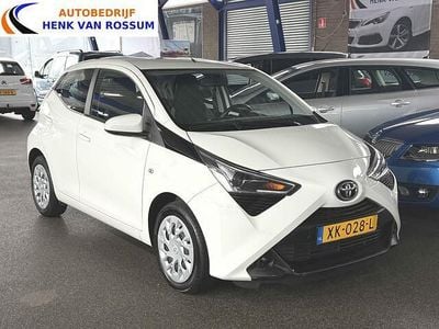 Wit Gebruikt 2019 Toyota Aygo X-play Hatchback | € 8.450 (Eerlijke prijs)