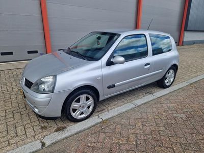 Renault Clio II