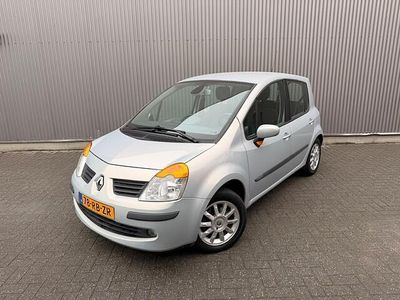 Grijs Occasion 2005 Renault Modus Luxe MPV | € 5.250 (Duur)