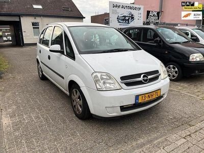 Wit Occasion 2003 Opel Meriva Enjoy MPV | € 399