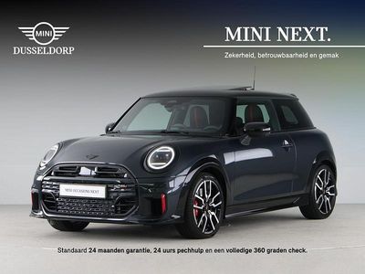 Grijs Occasion 2025 Mini John Cooper Works Hatchback | € 45.450 (Duur)