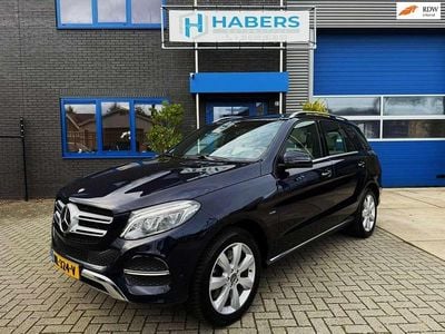 Blauw (metallic) Gebruikt 2015 Mercedes GLE500 SUV | € 28.945
