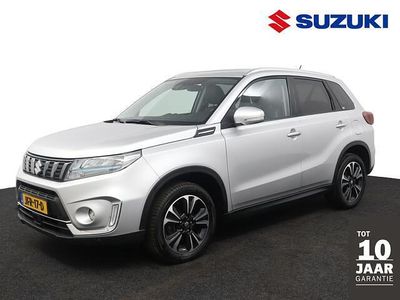 Grijs Occasion 2022 Suzuki Vitara Style SUV | € 24.400 (Eerlijke prijs)