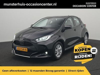 Zwart (metallic) Gebruikt 2022 Mazda 2 Hatchback | € 18.950 (Eerlijke prijs)