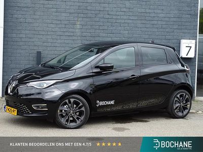 Zwart Gebruikt 2024 Renault Zoe Iconic Hatchback | € 23.695 (Iets duurder)