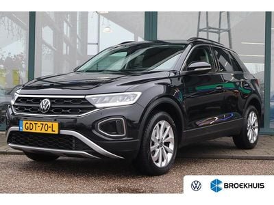 Zwart Gebruikt 2024 VW T-Roc Edition SUV | € 32.895 (Eerlijke prijs)