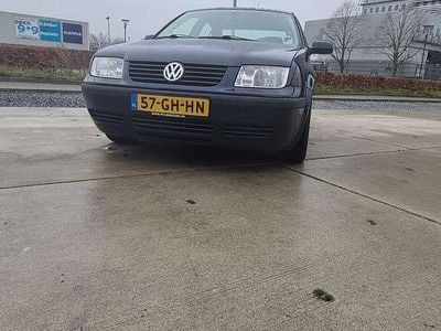 VW Bora