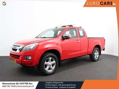 Rood Gebruikt 2016 Isuzu D-Max Van | € 14.990