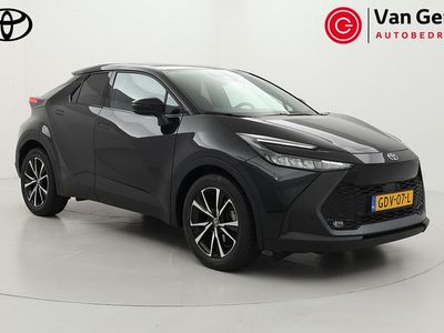 Zwart Occasion 2024 Toyota C-HR SUV | € 31.499 (Eerlijke prijs)